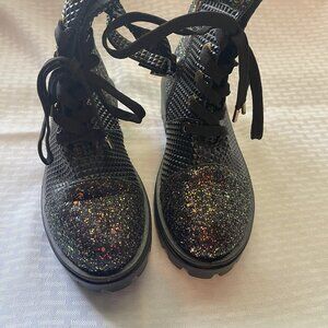 Rouge 6" high Boots, Black with Glitter, Size 9, with 1-3/4" Heels